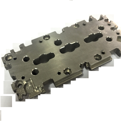 서비스 코어금형 코어 공동을 분쇄하는 S50CH13 718 CNC 밀링부 SKD61 알루미늄 CNC