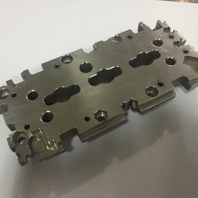 샌드 블라스팅을 도금처리하는 크롬 니켈 부분을 분쇄하는 놋쇠로 만든 알루미늄 CNC